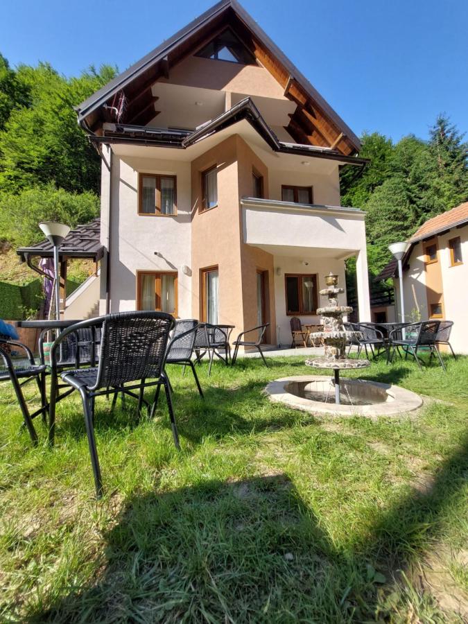 B&B Brzeće - Vila MMBS - Bed and Breakfast Brzeće