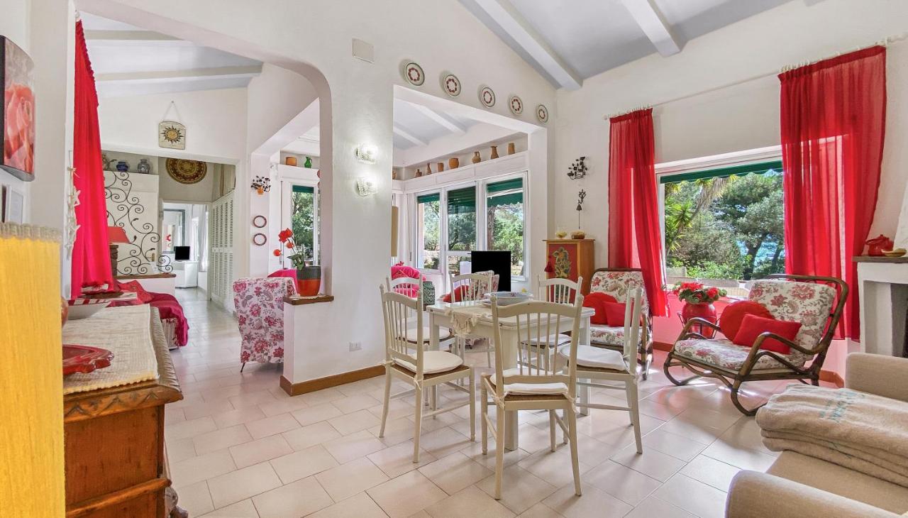 Villa Susy - Chambres d'hôtes La Maddalena