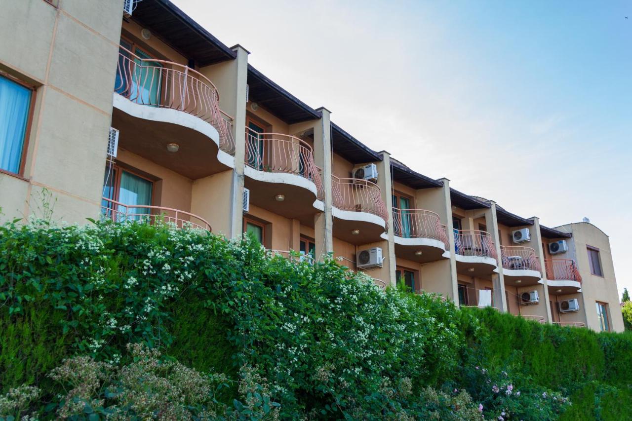 Частен апартамент в затворен комплекс - B&B Sinemorets