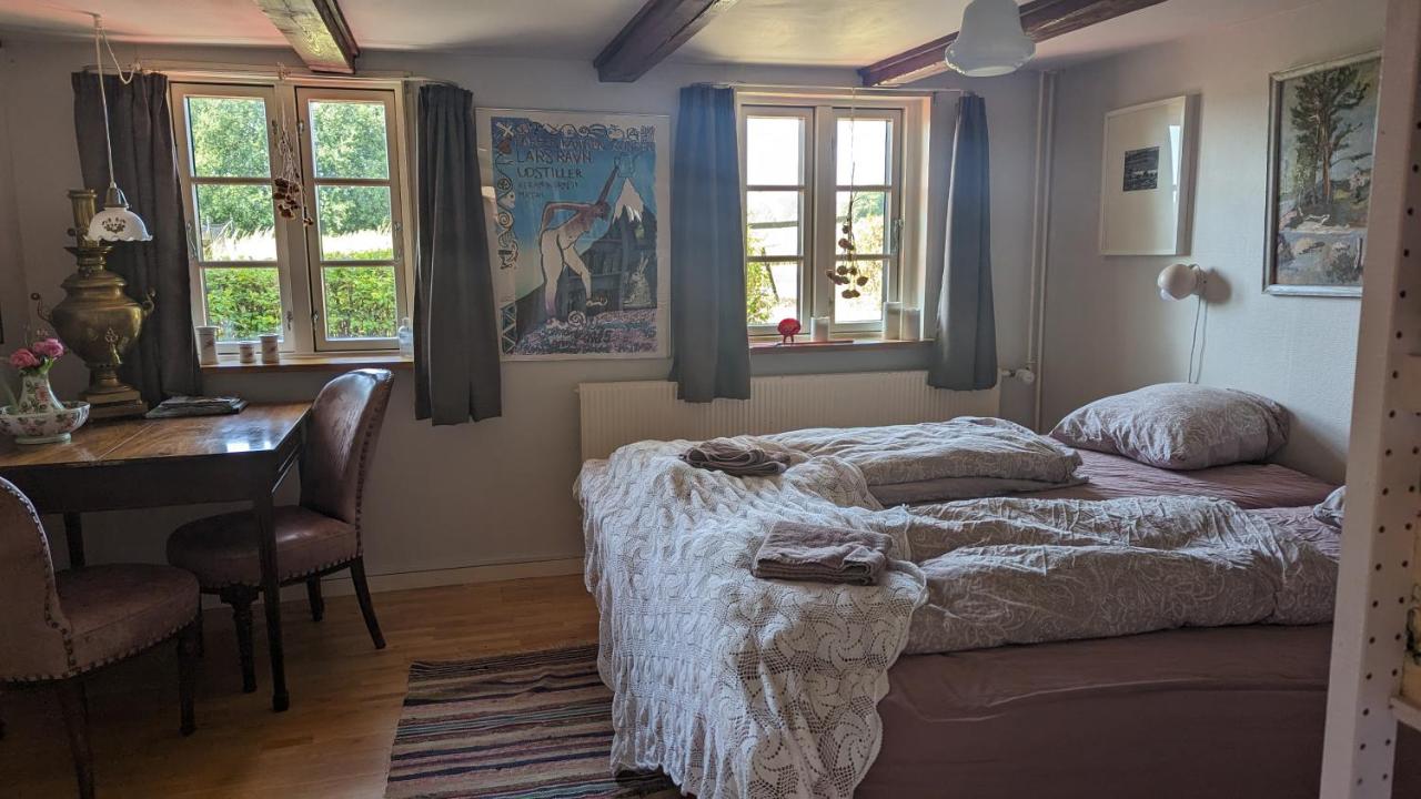 Double Room with Shared Toilet