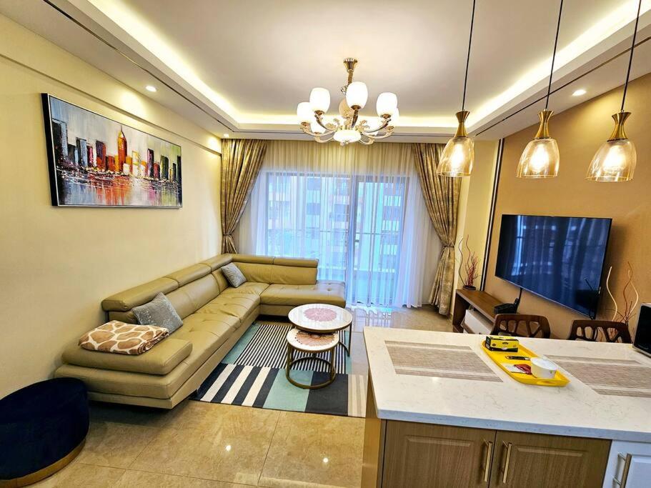 Enzi Heights Apartments, NextGen Mall - B&B