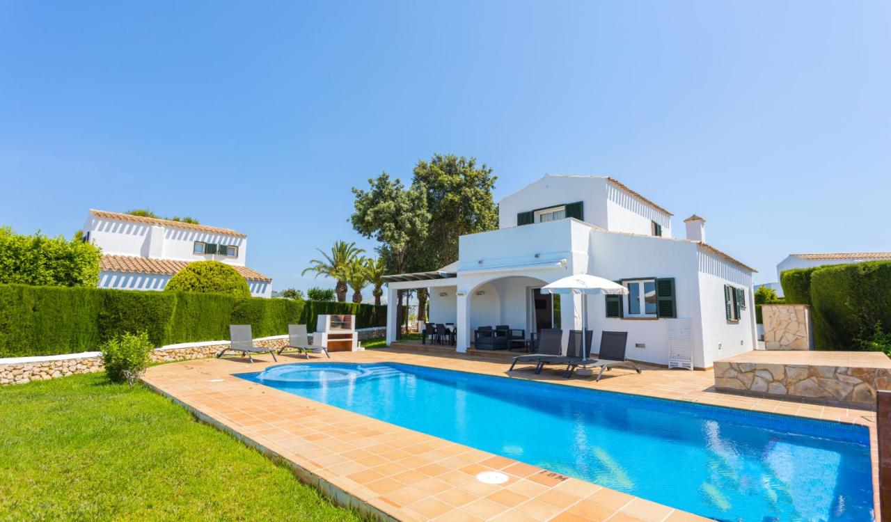 Villas Finesse By MENORCARENTALS - Bed and Breakfast
