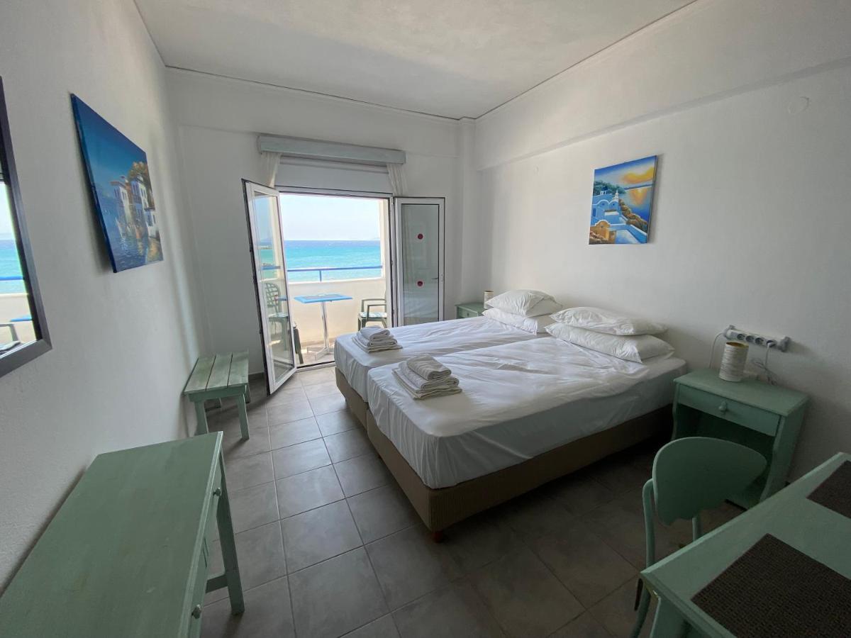 One-Bedroom Apartment with Sea View