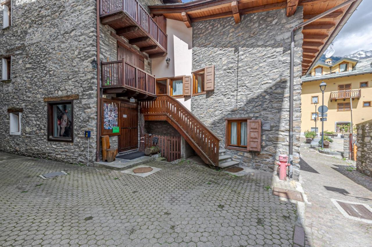 LA LEITERY DU MONT BLANC 2 - Accogliente e centrale - COUR 0141 - B&B Courmayeur