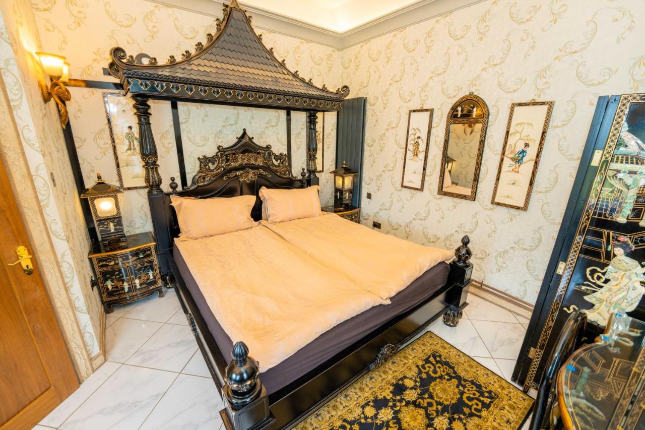 Deluxe Double Room (Chinese)