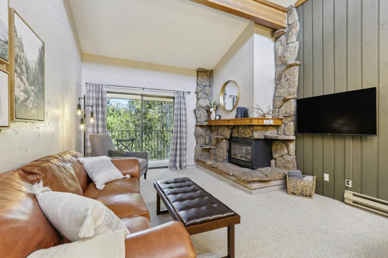 Cozy Winter Park Condo Bike, Ski, and Hike! - B&B