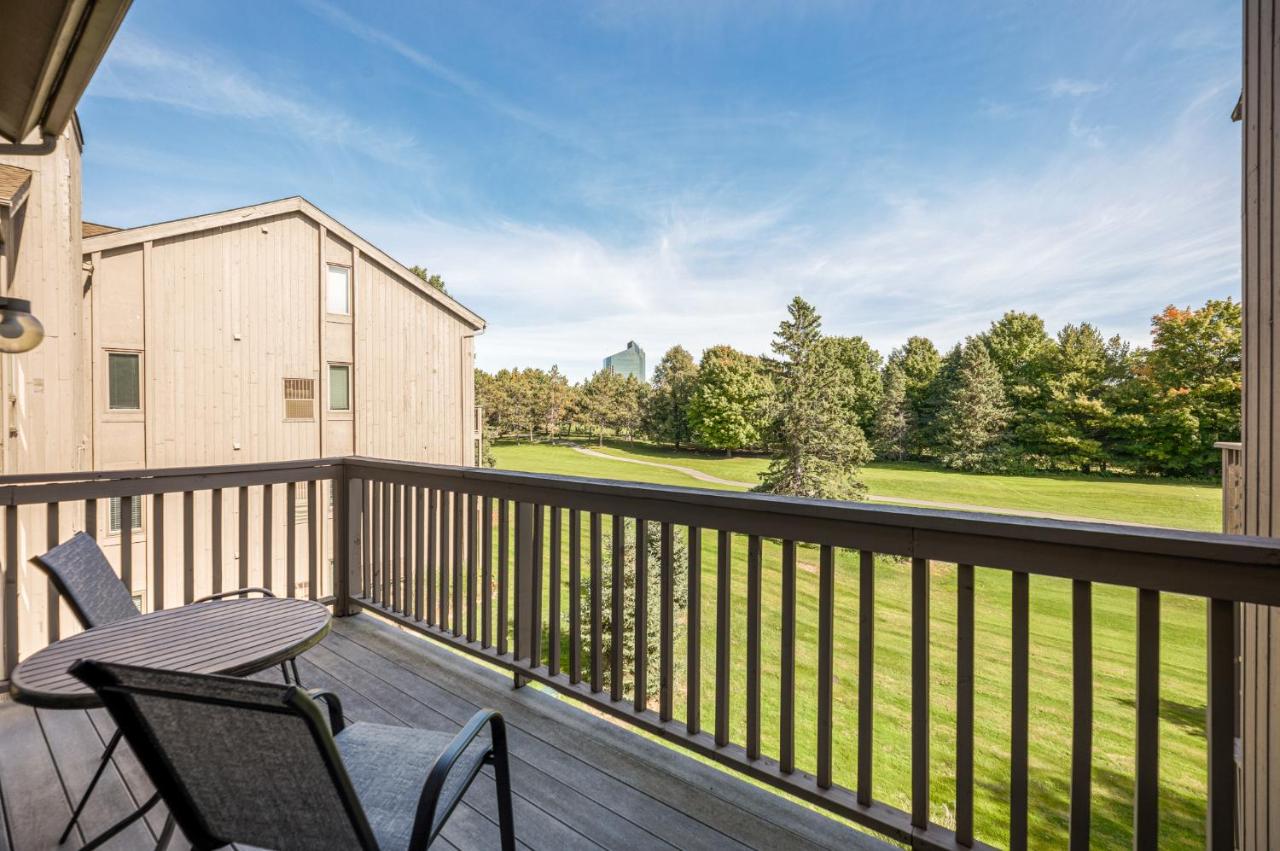 Beautiful 2BDR Loft Suite at Golf Course Condo 5549 - B&B