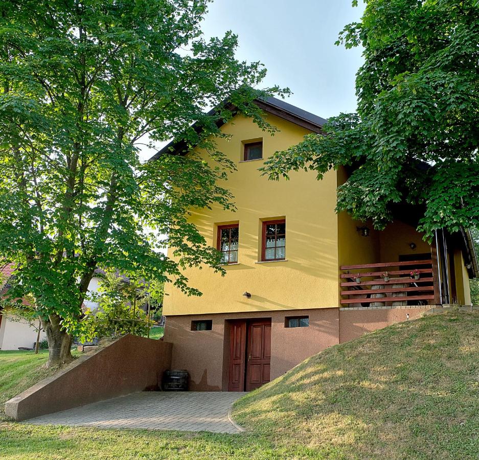 B&B Dobrovnik - Počitniška hiša Car - Bed and Breakfast Dobrovnik