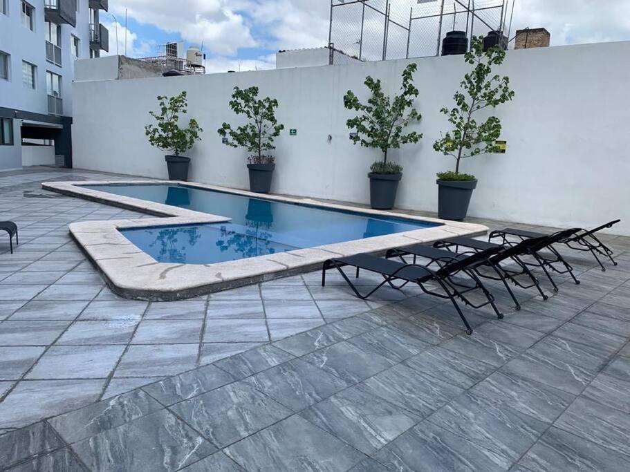 Nuevo y amplio departamento con alberca y seguridad en el centro de Guadalajara - B&B Guadalajara