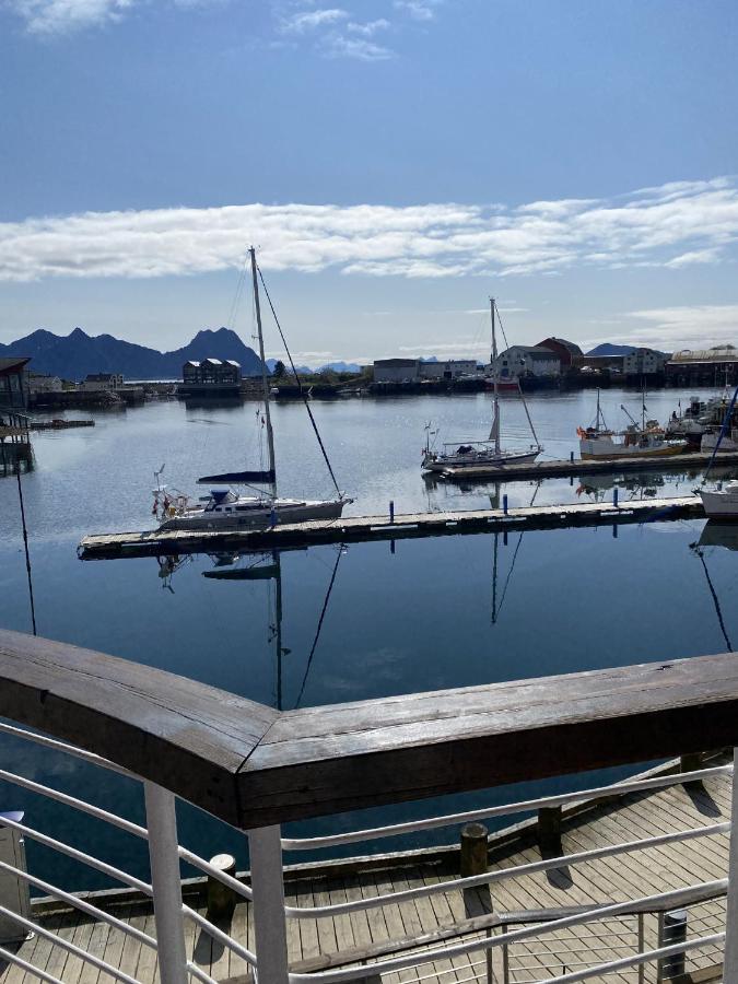 B&B Svolvær - Svolvær Harbour Sea View Apt - Bed and Breakfast Svolvær