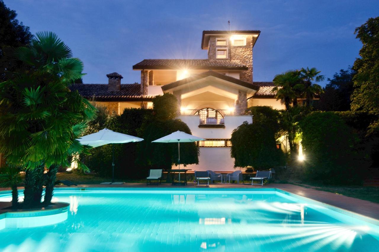 Villa del Nibbio luxury villa with pool in Umbria - B&B Ficulle