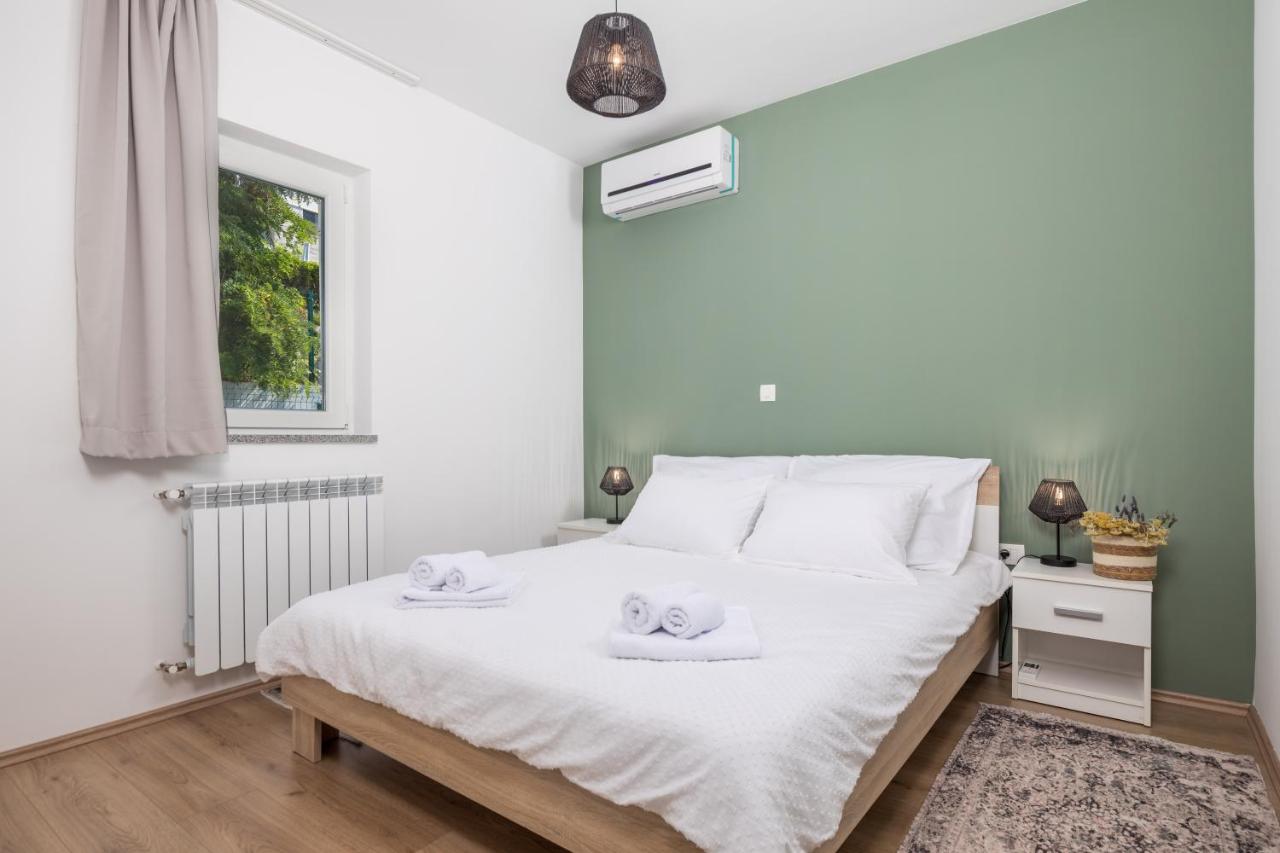 Appartamento con 2 Camere da Letto