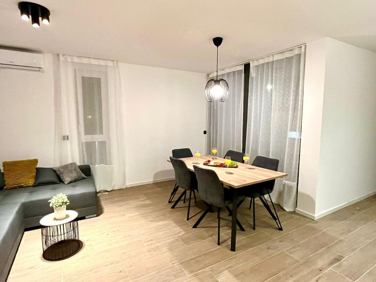 Sunny place in Omiš - B&B