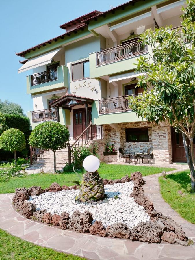 Anassa Deluxe Apartments & Studios - B&B