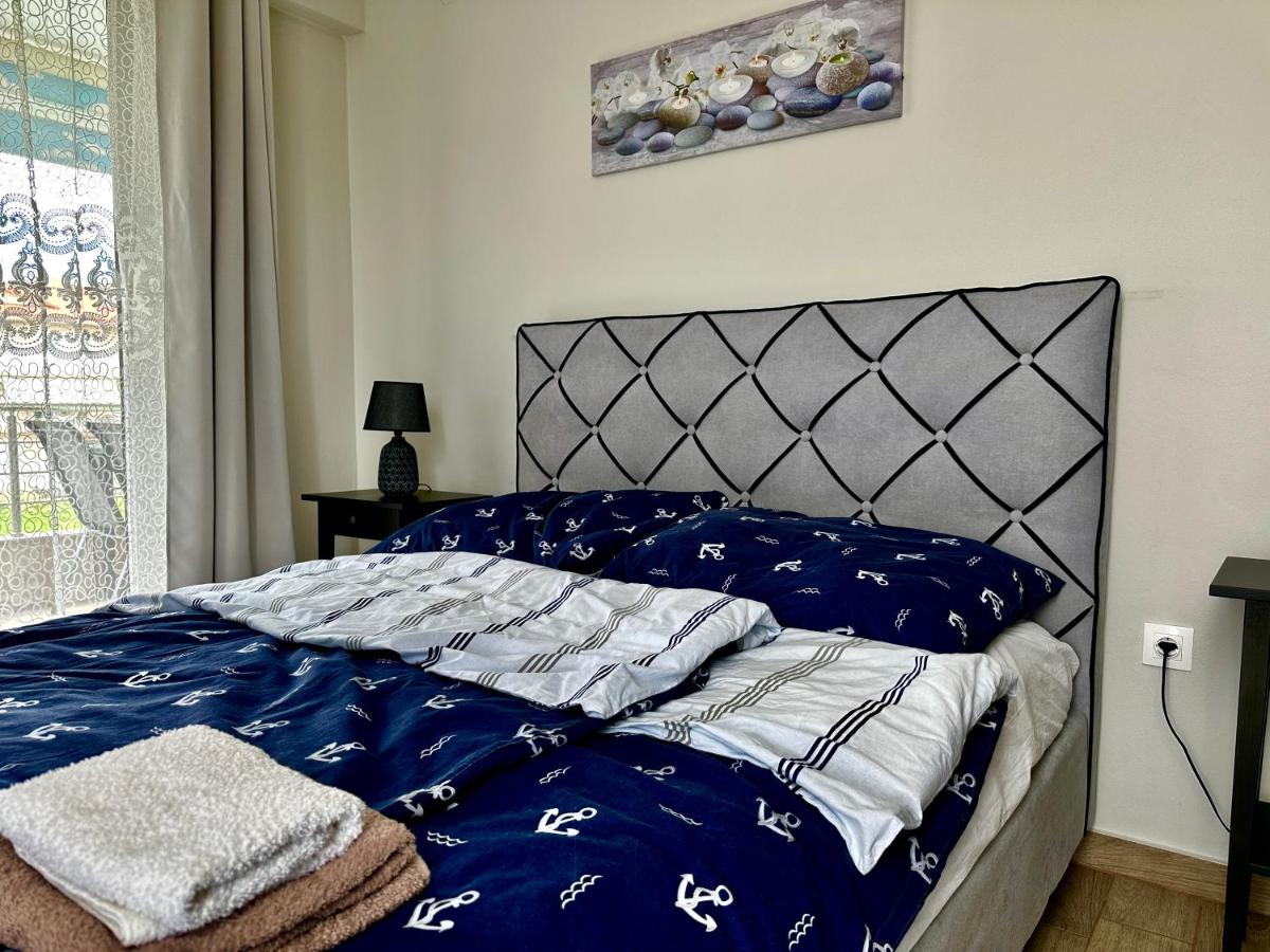 Superior One-Bedroom Apartment