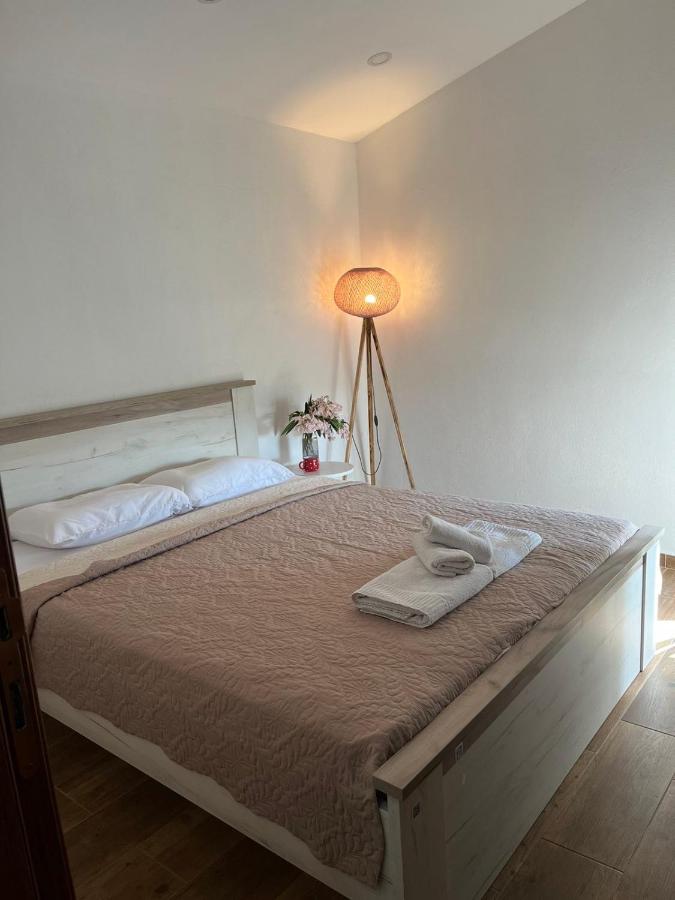 B&B Ulcinj - Demiri Rr - Bed and Breakfast Ulcinj