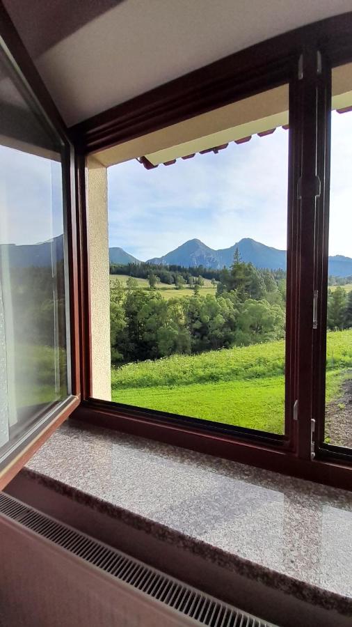 Camera Matrimoniale con Vista Montagna