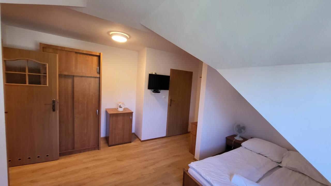 Triple Room with Private Bathroom