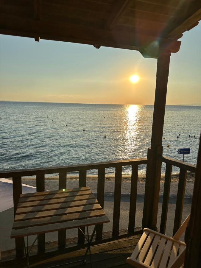 B&B Neos Marmaras, Halkidiki - Petrospito by the sea! - Bed and Breakfast Neos Marmaras, Halkidiki