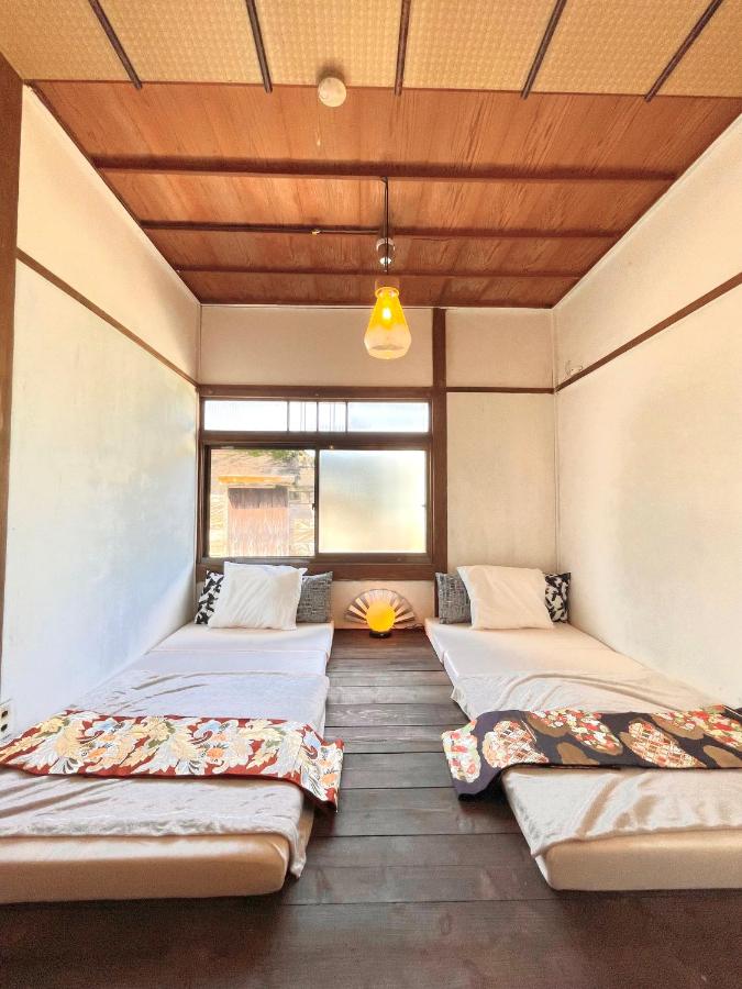 三丁庵ゲストハウス 水質AAビーチまで徒歩15分ペリーロードまで徒歩5分最高なロケーション 下田を遊び尽くせるゲストハウス 無料駐車場もありますJapanese old style guest house that 2 minutes walk to Perry Road 15ninutes walk to Nabeta beach - Ferienwohnung Harada