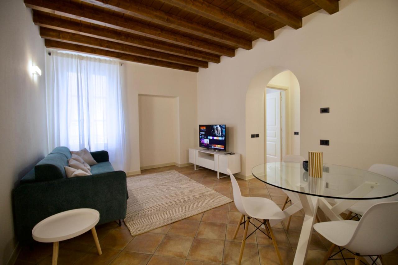 Dolce Vita Apartment - Salò - B&B Salò