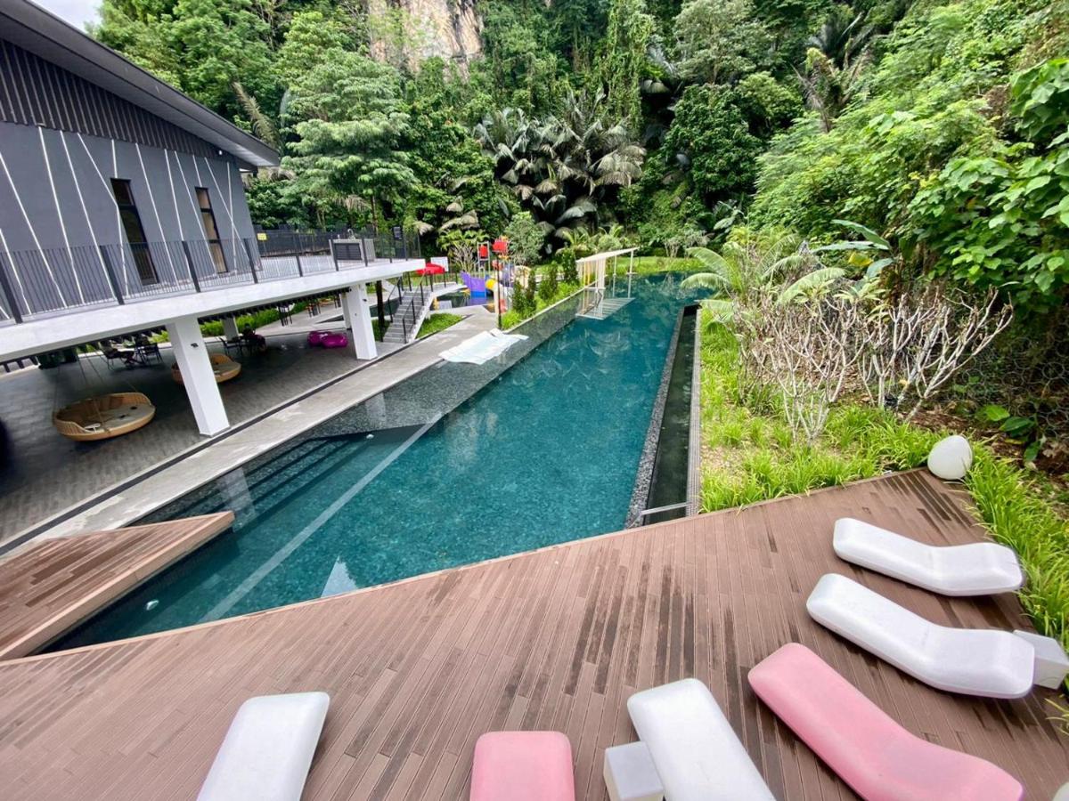 Ipoh The Cove Hillside Stay 7 to 10 pax, 5 min to Ipoh Town - B&B