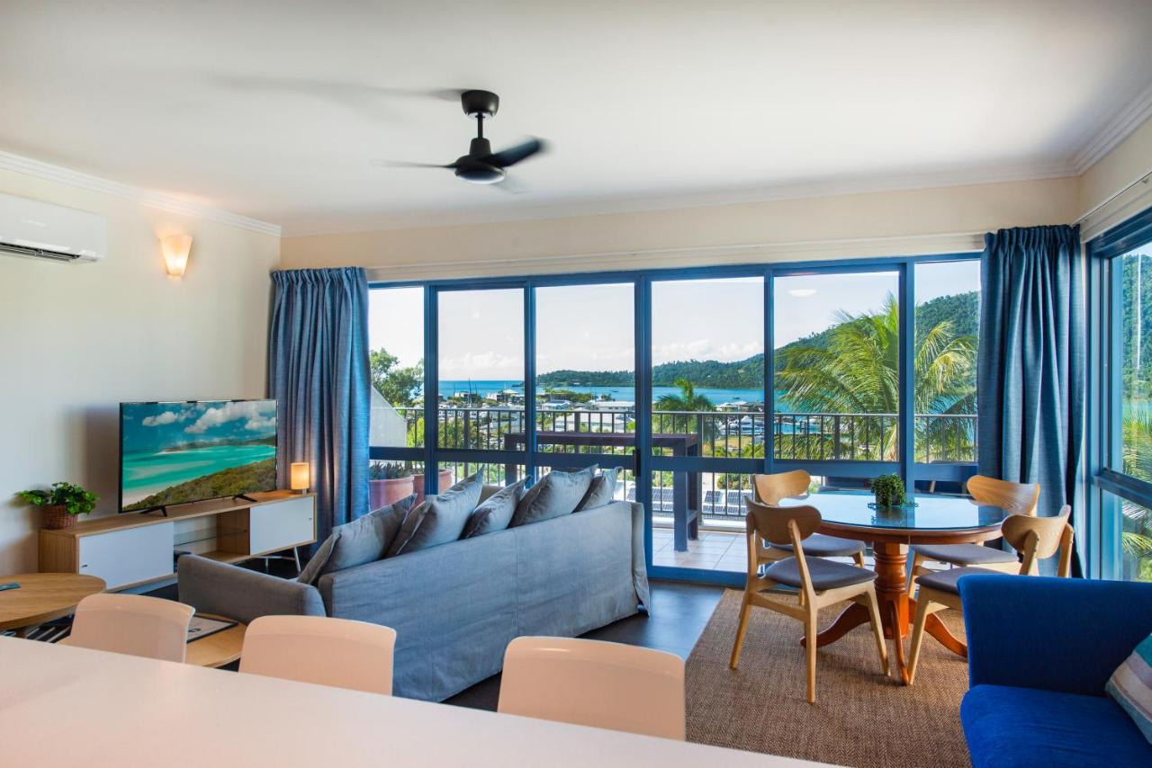 B&B Airlie Beach - Coral Sea Vista Apartments - Bed and Breakfast Airlie Beach