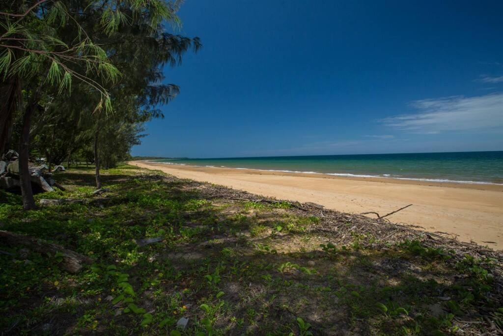 Pina Colada on the Beach - Beachfront - 2 Bedroom - B&B