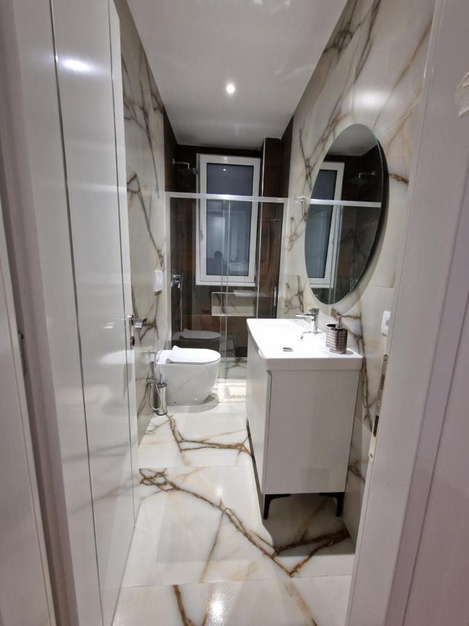 JD villa - Bed and Breakfast Vlorë