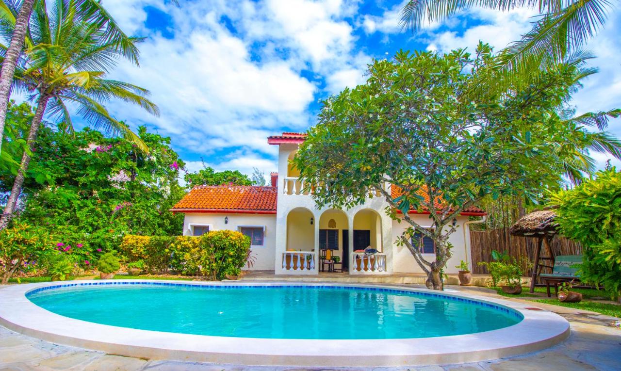 Banana Villas - B&B Watamu
