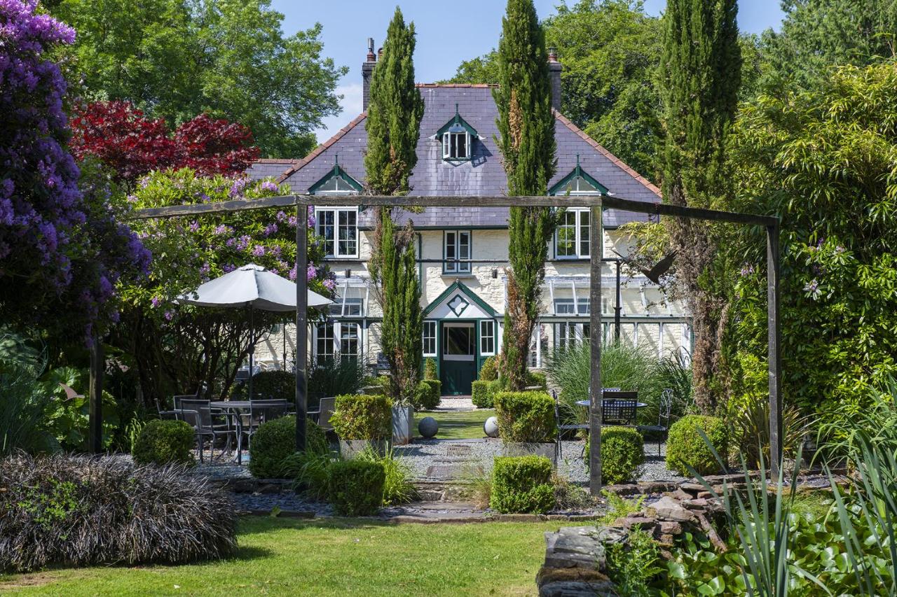 The Cors Country House - B&B