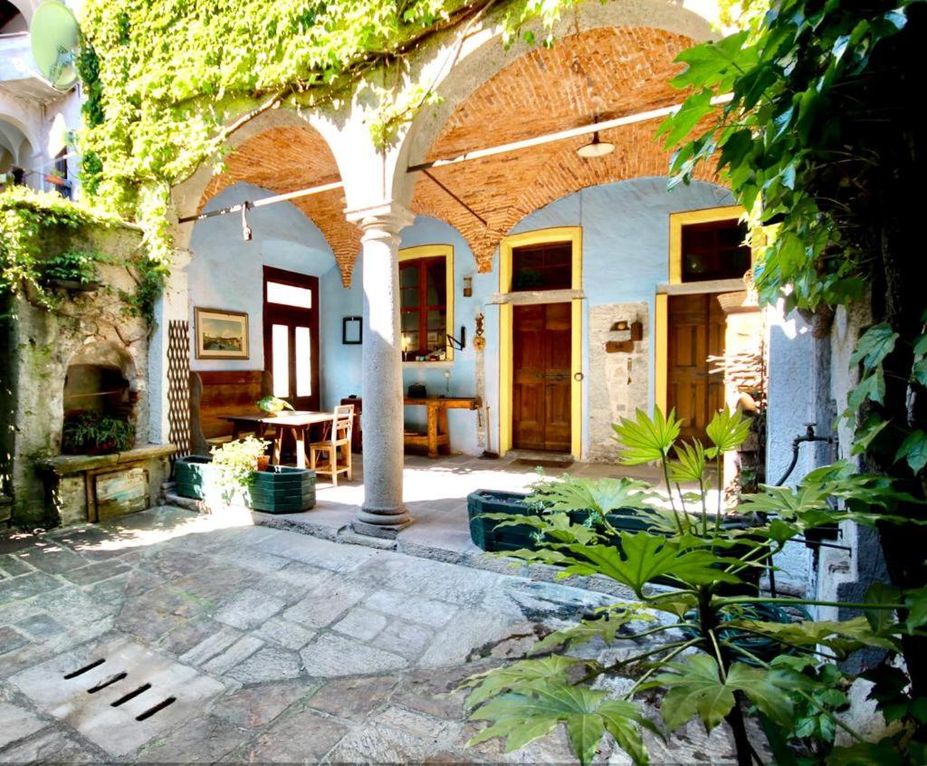 B&B Cannobio - Casa La Corte - Bed and Breakfast Cannobio