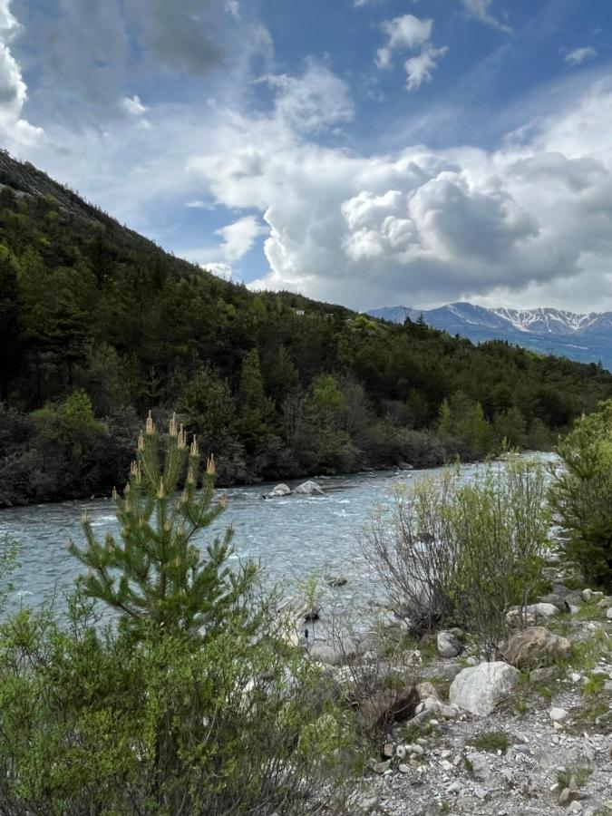 En pleine nature avec jardin - Chambres d’hôtes Les Blancs