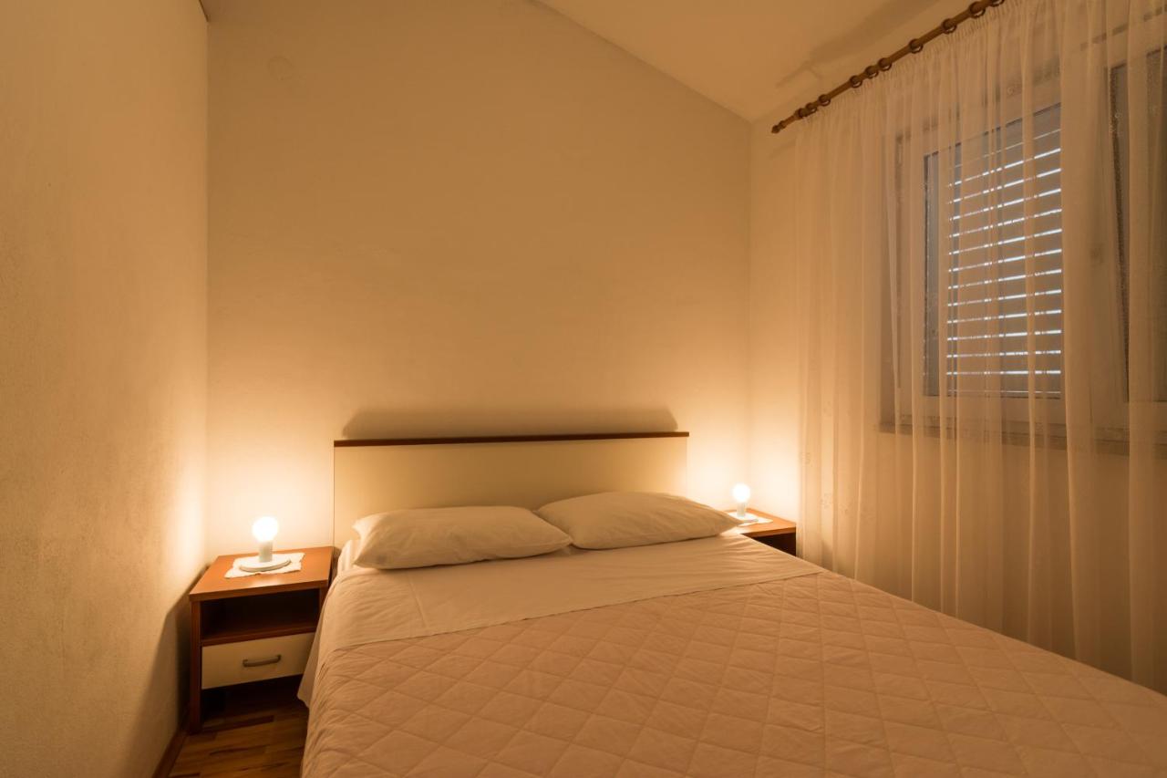 One-Bedroom Apartment (3 Adults)