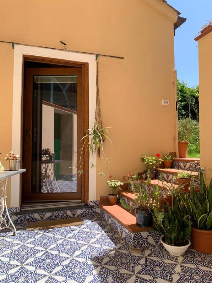 B&B Cava de'Tirreni - La stanza in giardino - Bed and Breakfast Cava de'Tirreni