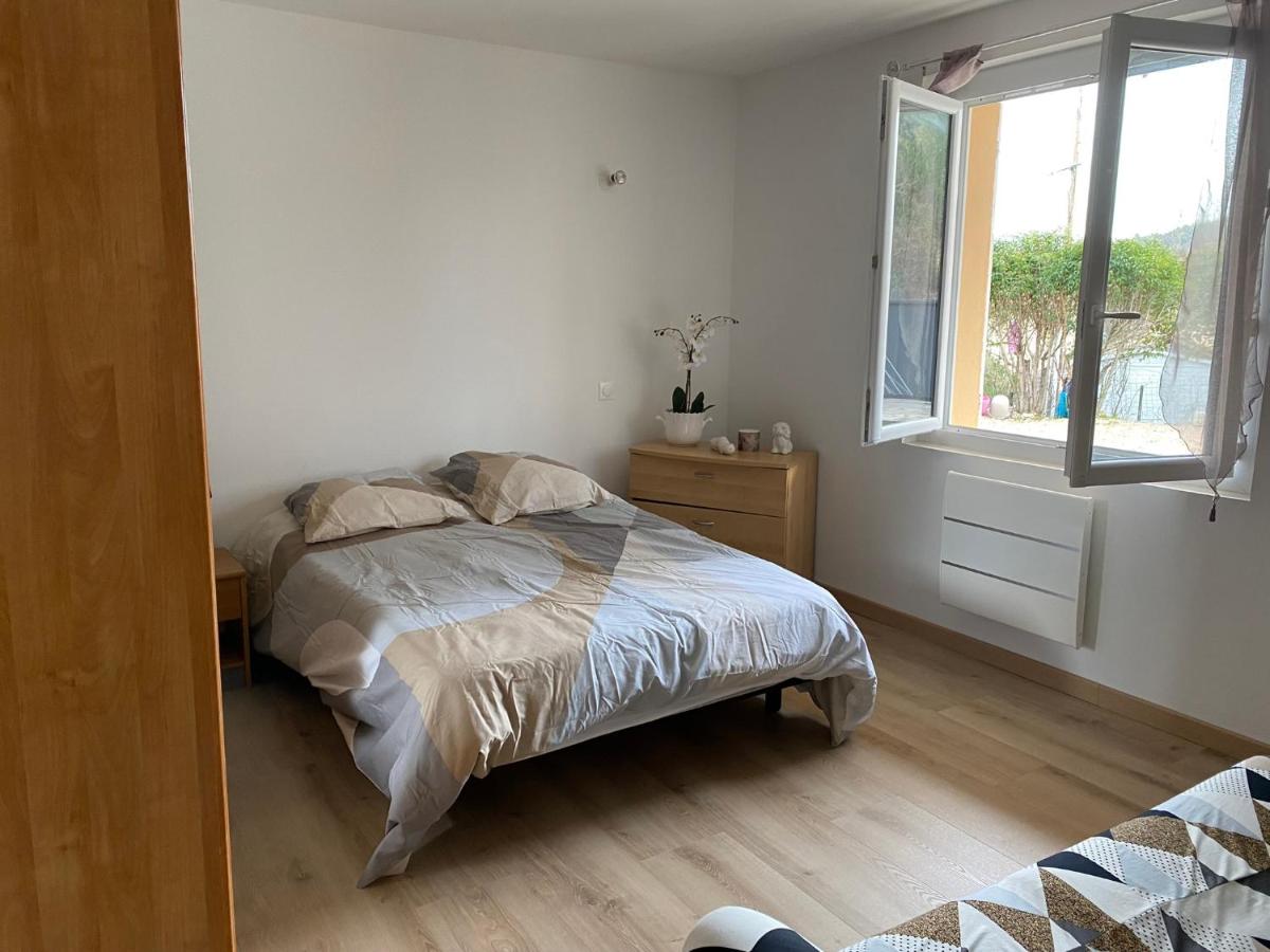 APPARTEMENT Studio neuf bas de villa Gorges du verdon à RIEZ - B&B Riez