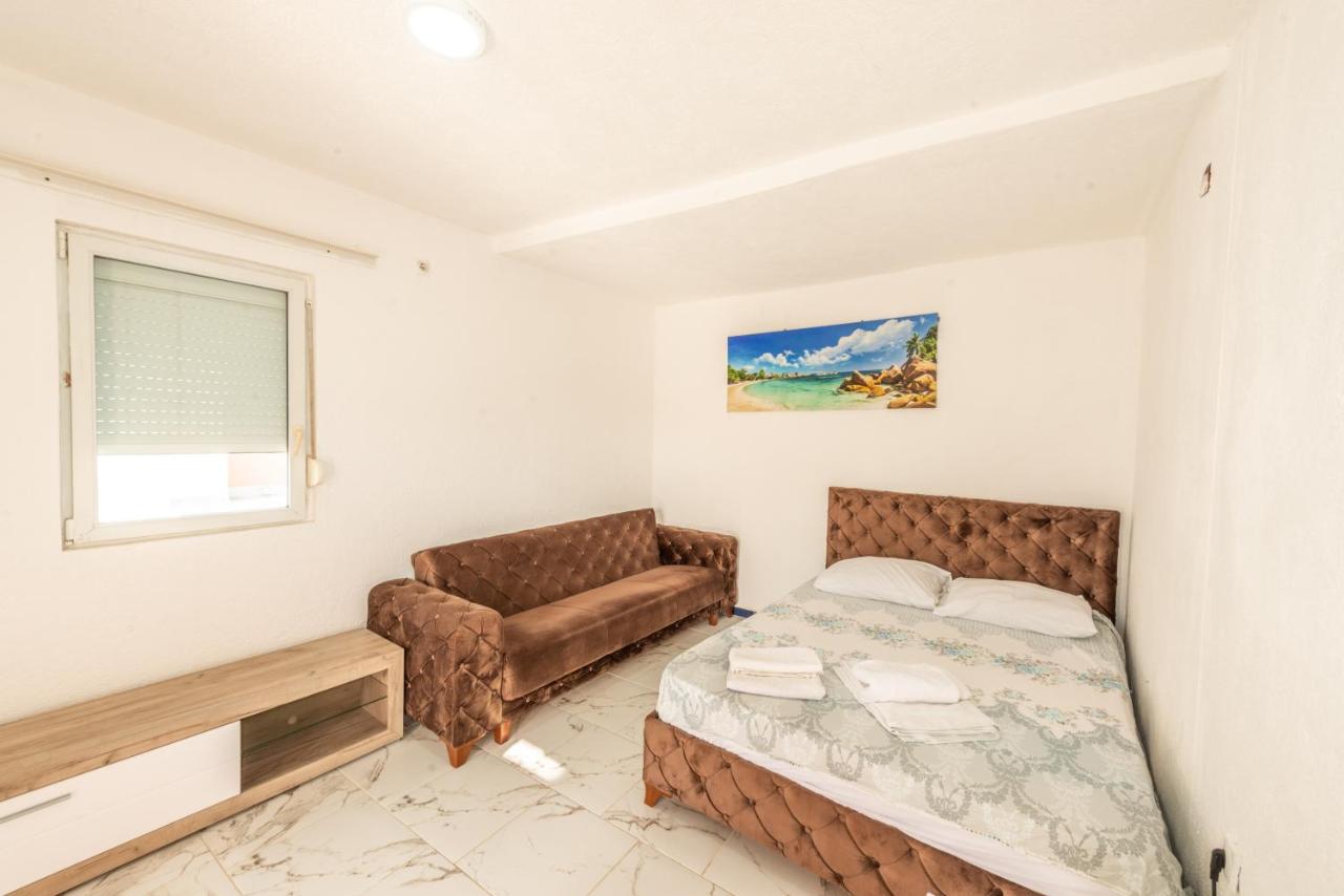 Triple Room with Balcony