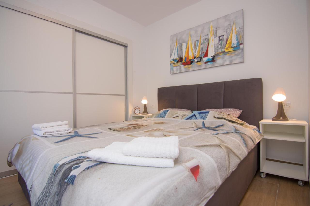 Apartment mit Terrasse