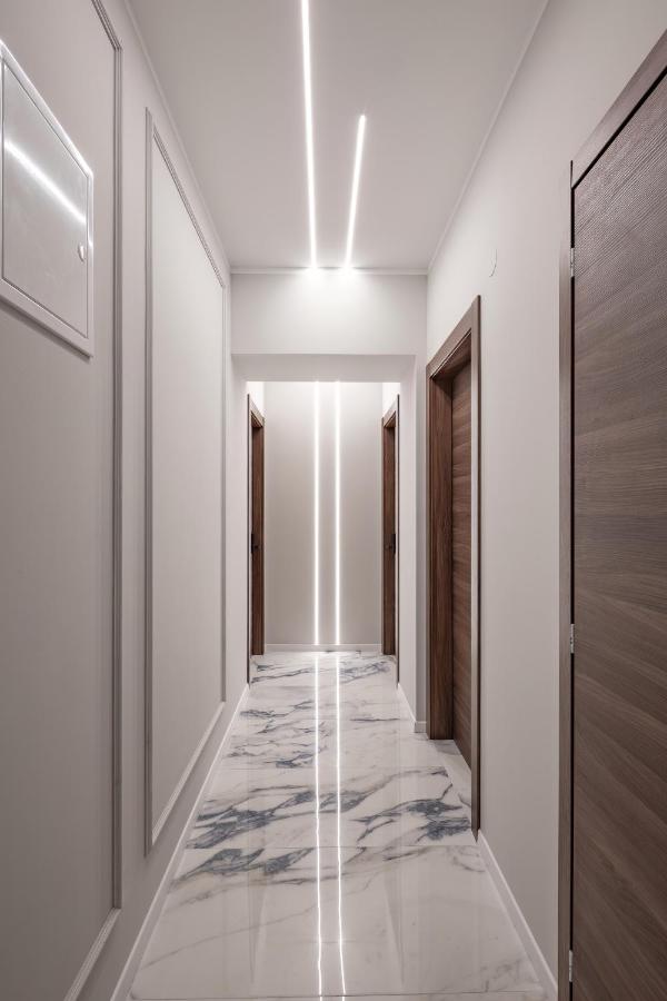 Upper Premium Apartments - Chambres d’hôtes