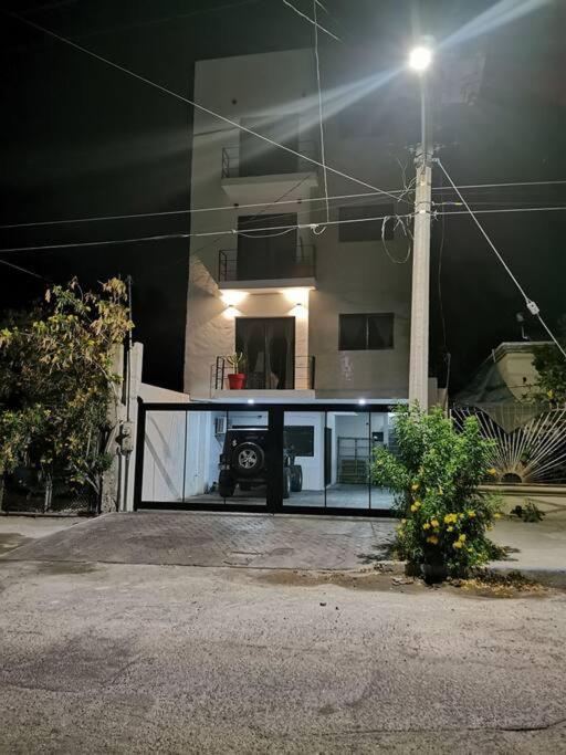 MaaR Estudio 4, a 2 cuadras del Malecón de La Paz - Ferienwohnung La Paz