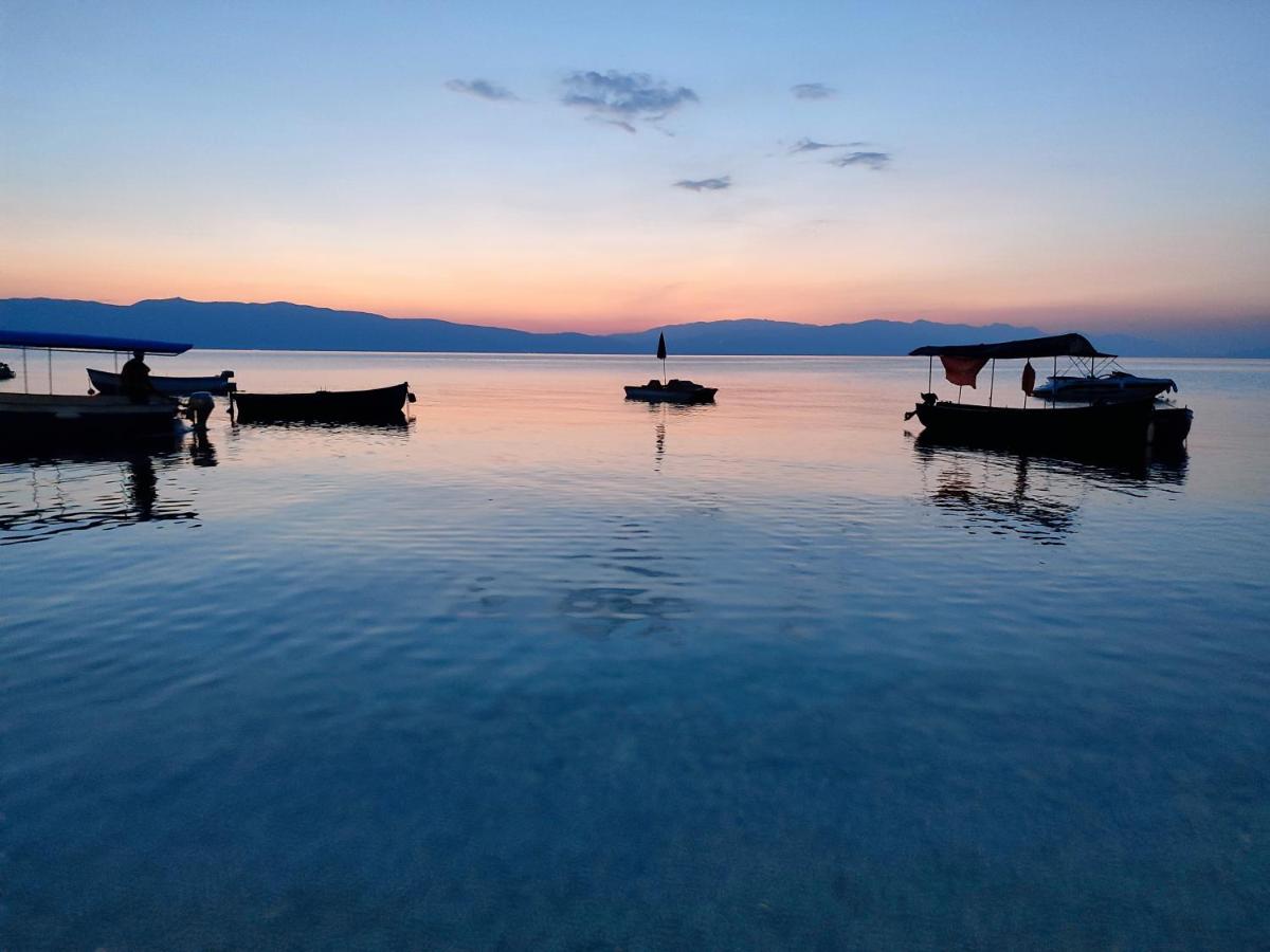 Ohrid Happy Apartments - B&B