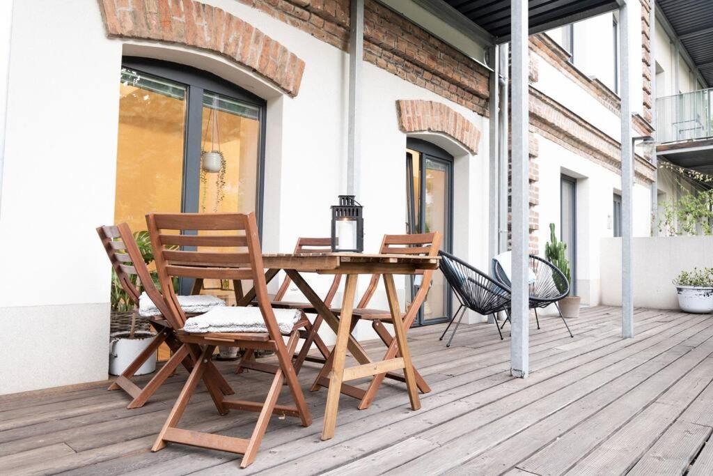 Central Park Apartments - Terrace - B&B