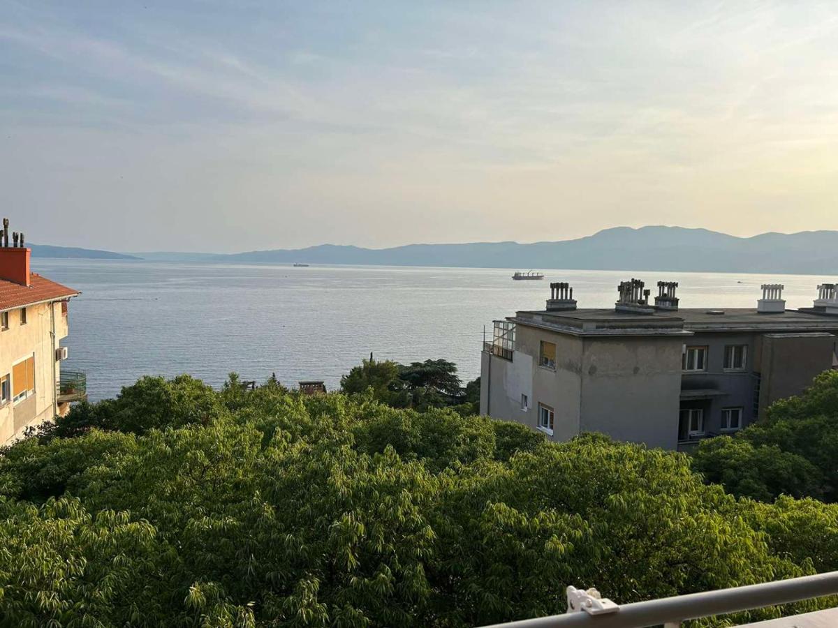 Sea Touch Apartment - Chambres d’hôtes Rijeka