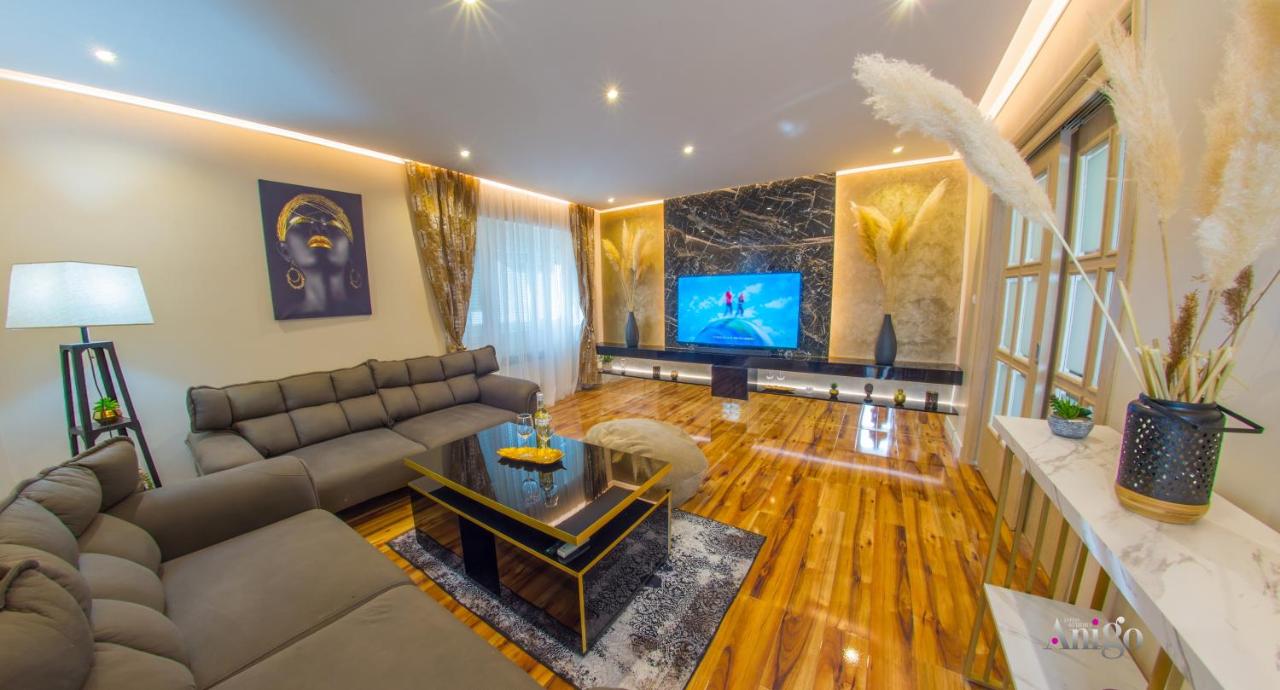 B&B Mostar - Luxury Apartment Black and Gold - Bed and Breakfast Mostar