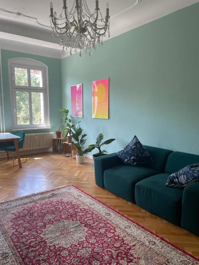 B&B Berlin - 100qm Altbau Wohnung im Prenzlauer Berg - Bed and Breakfast Berlin