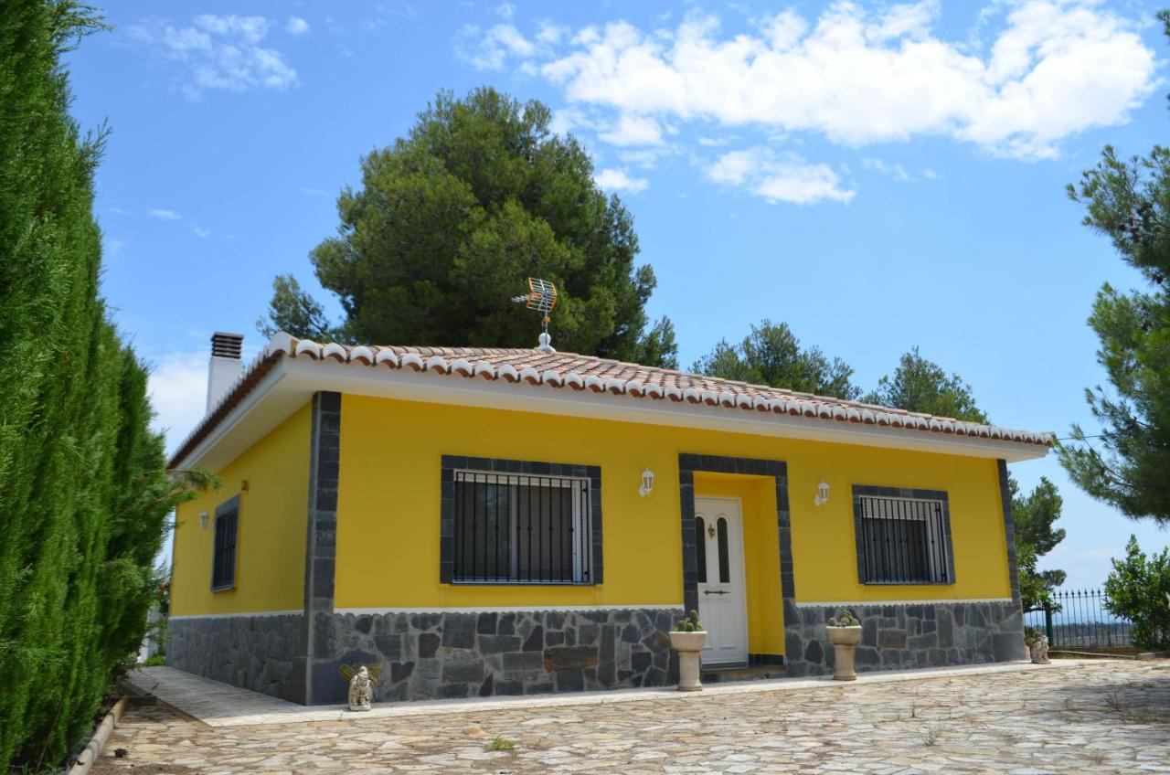 Casa rural en Casas de Moya 'Casa del Pino Gori' - B&B