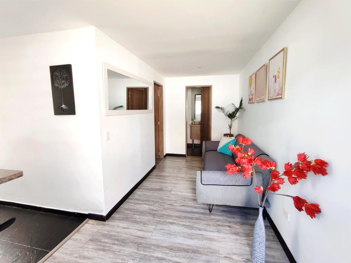 5 Apartaestudio Cedritos - Bed and Breakfast