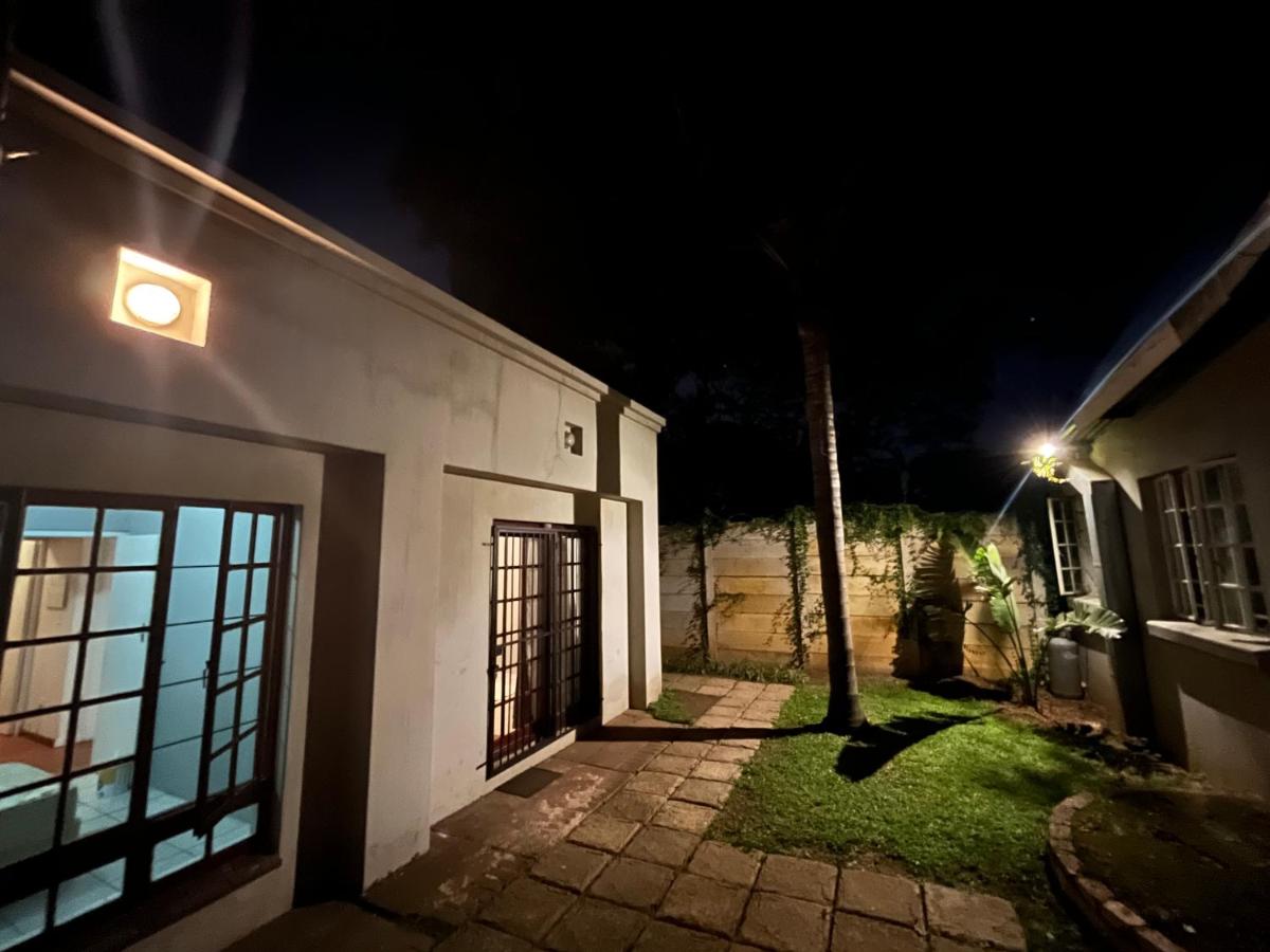 Casa Bravo - Pilgrims Palace - B&B