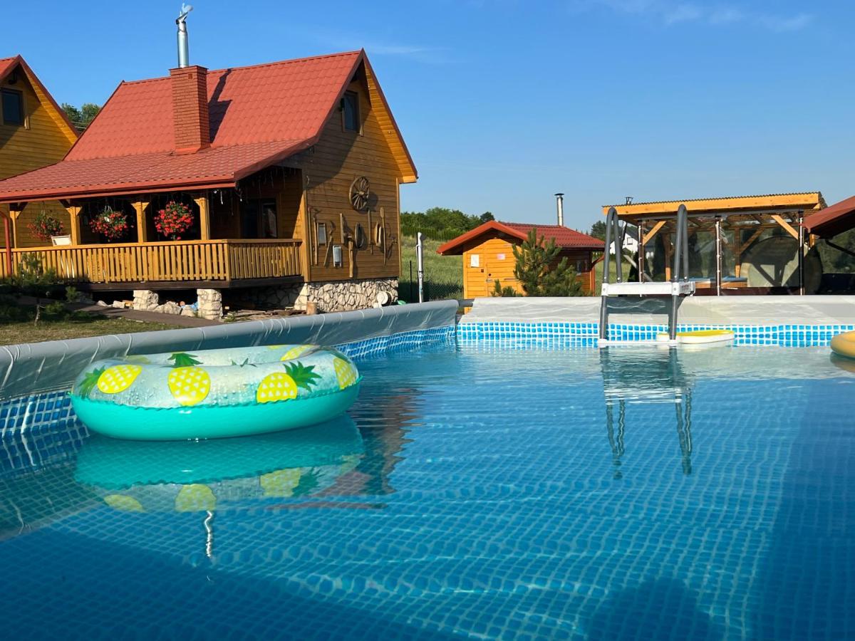 Luxdomki