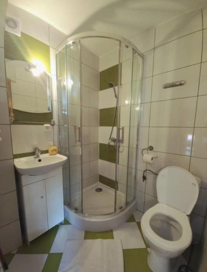 Dreibettzimmer mit Balkon